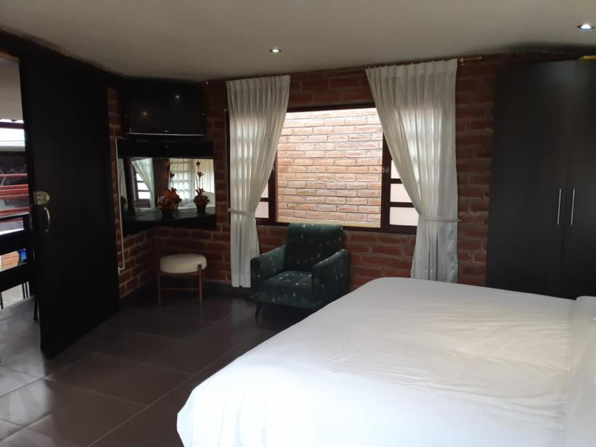 El Pedron Hotel Banos  Luaran gambar